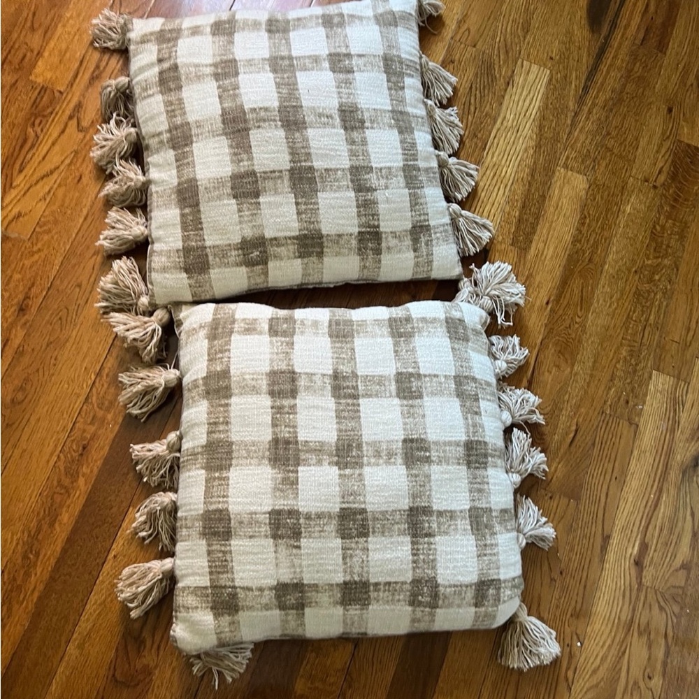 Plaid Tassel Throw Pillows